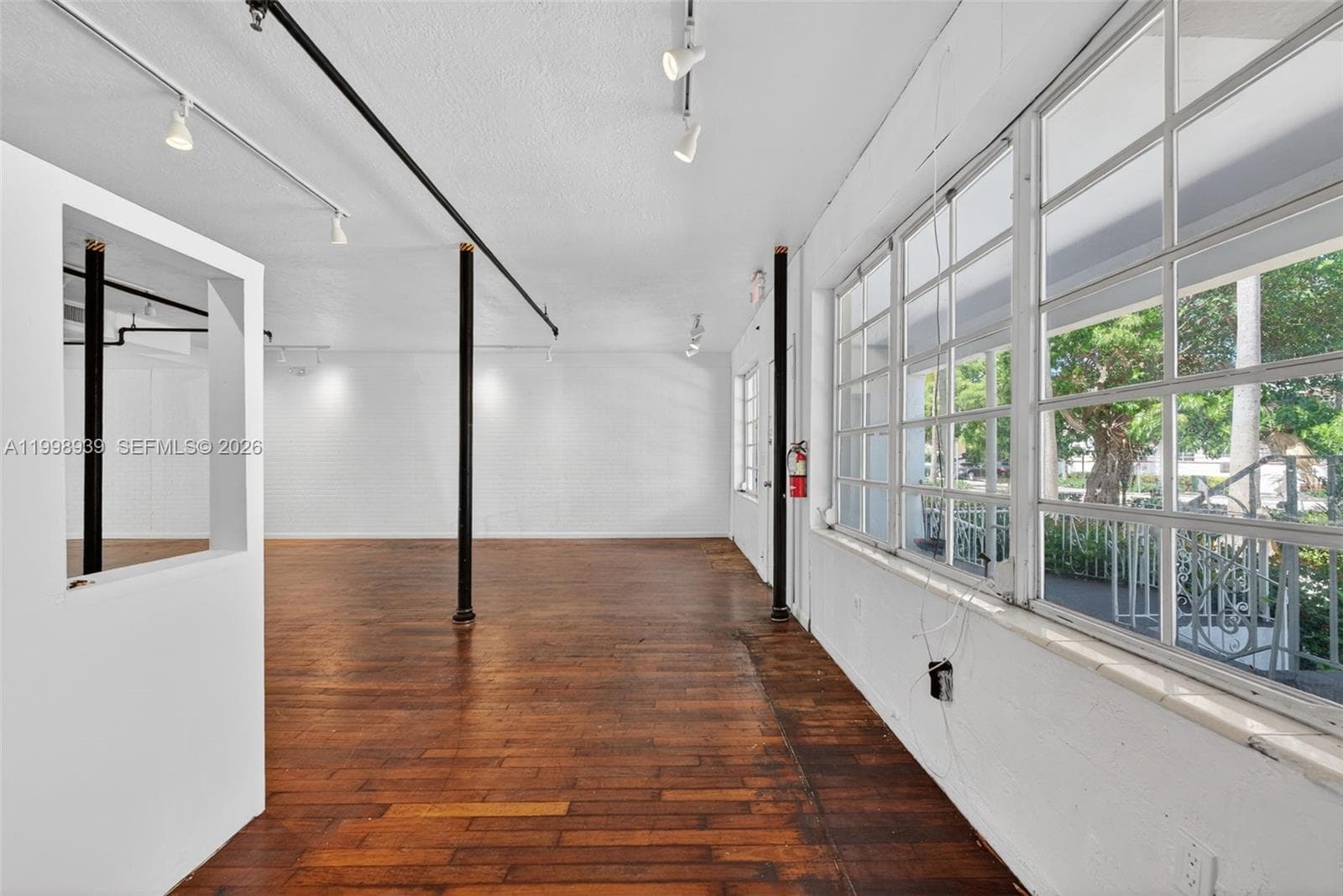 901 Pennsylvania Ave, Miami Beach FL 33139 — 33