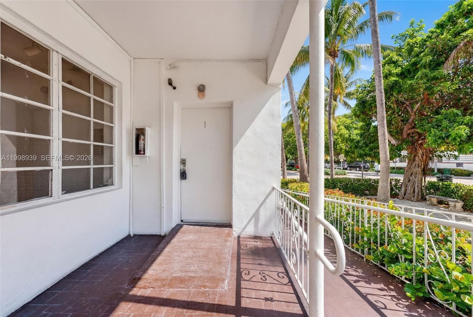 901 Pennsylvania Ave, Miami Beach FL 33139 — 25