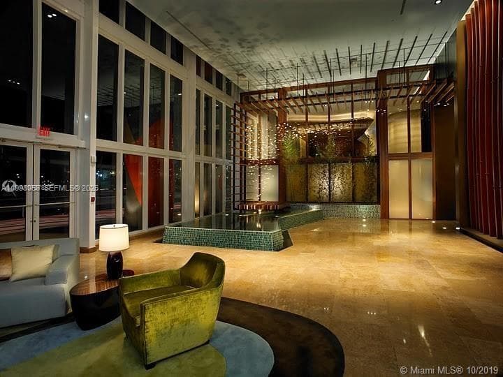 50 BISCAYNE Blvd # 3807, Miami FL 33132 — 26