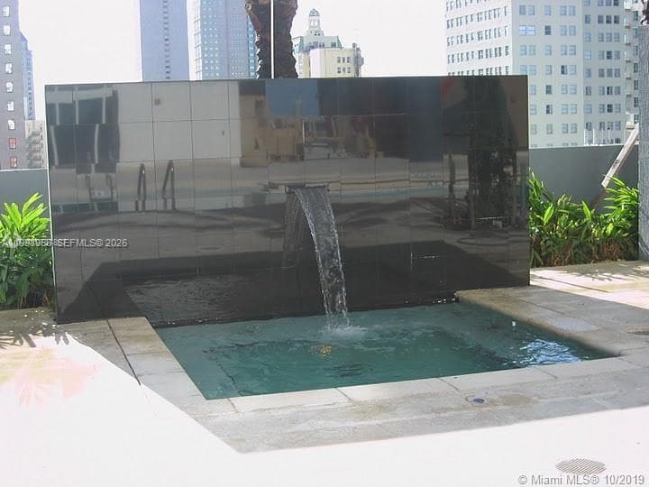 50 BISCAYNE Blvd # 3807, Miami FL 33132 — 36
