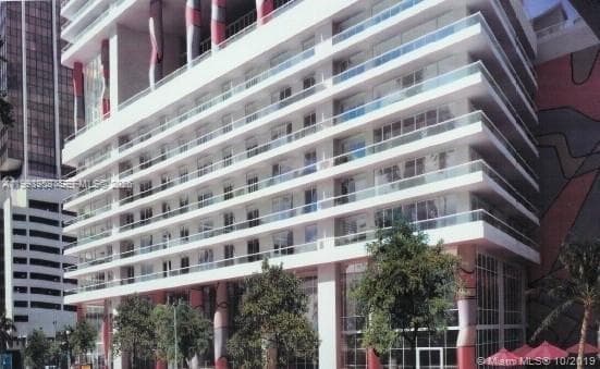 50 BISCAYNE Blvd # 3807, Miami FL 33132 — 20