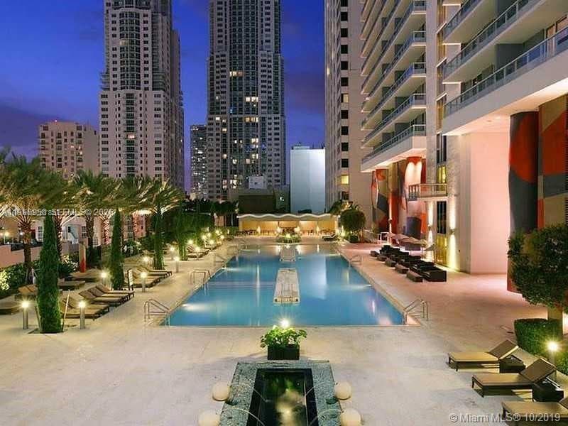 50 BISCAYNE Blvd # 3807, Miami FL 33132 — 31