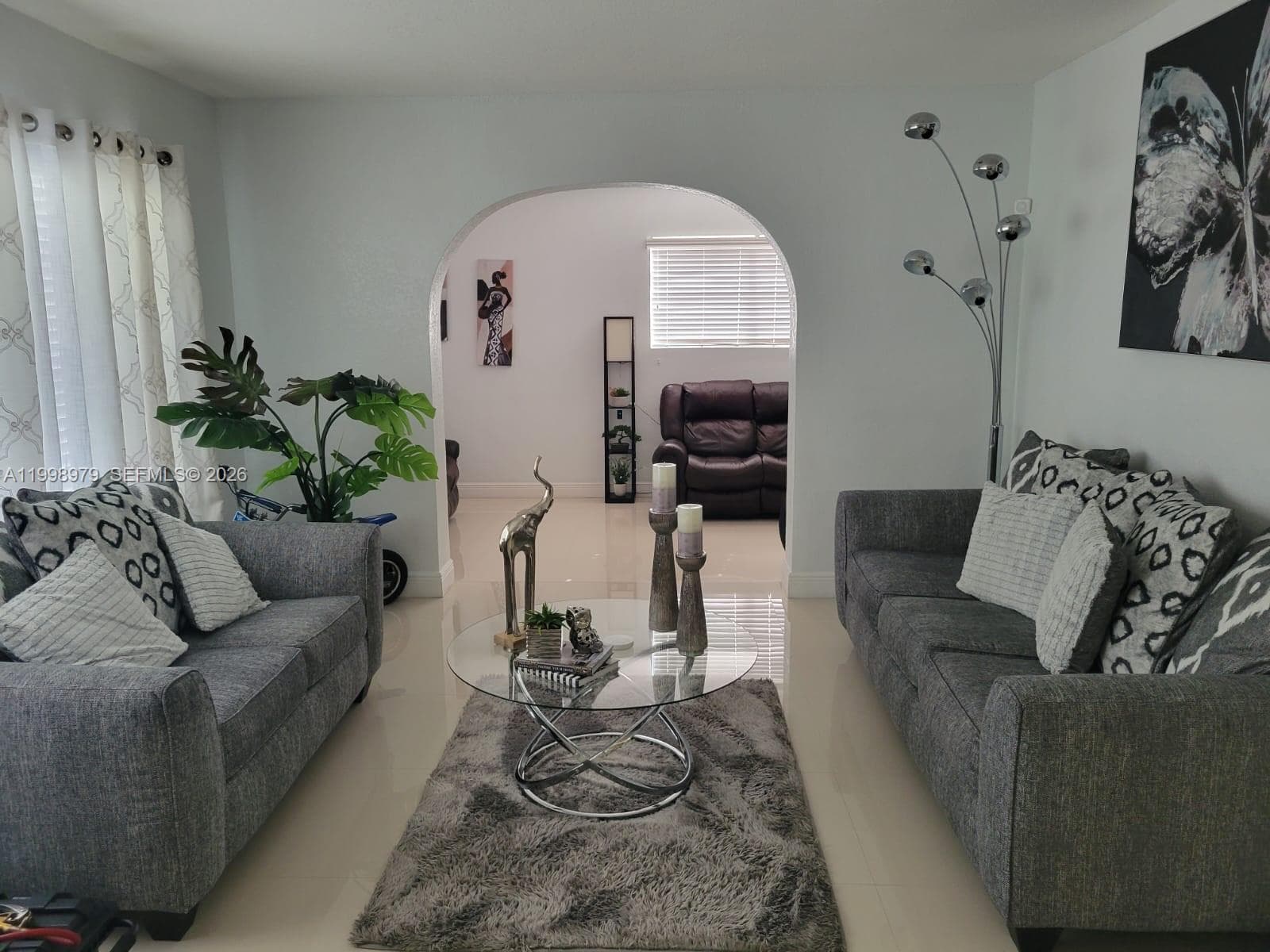 8245 SW 43rd St, Miami FL 33155 — 12
