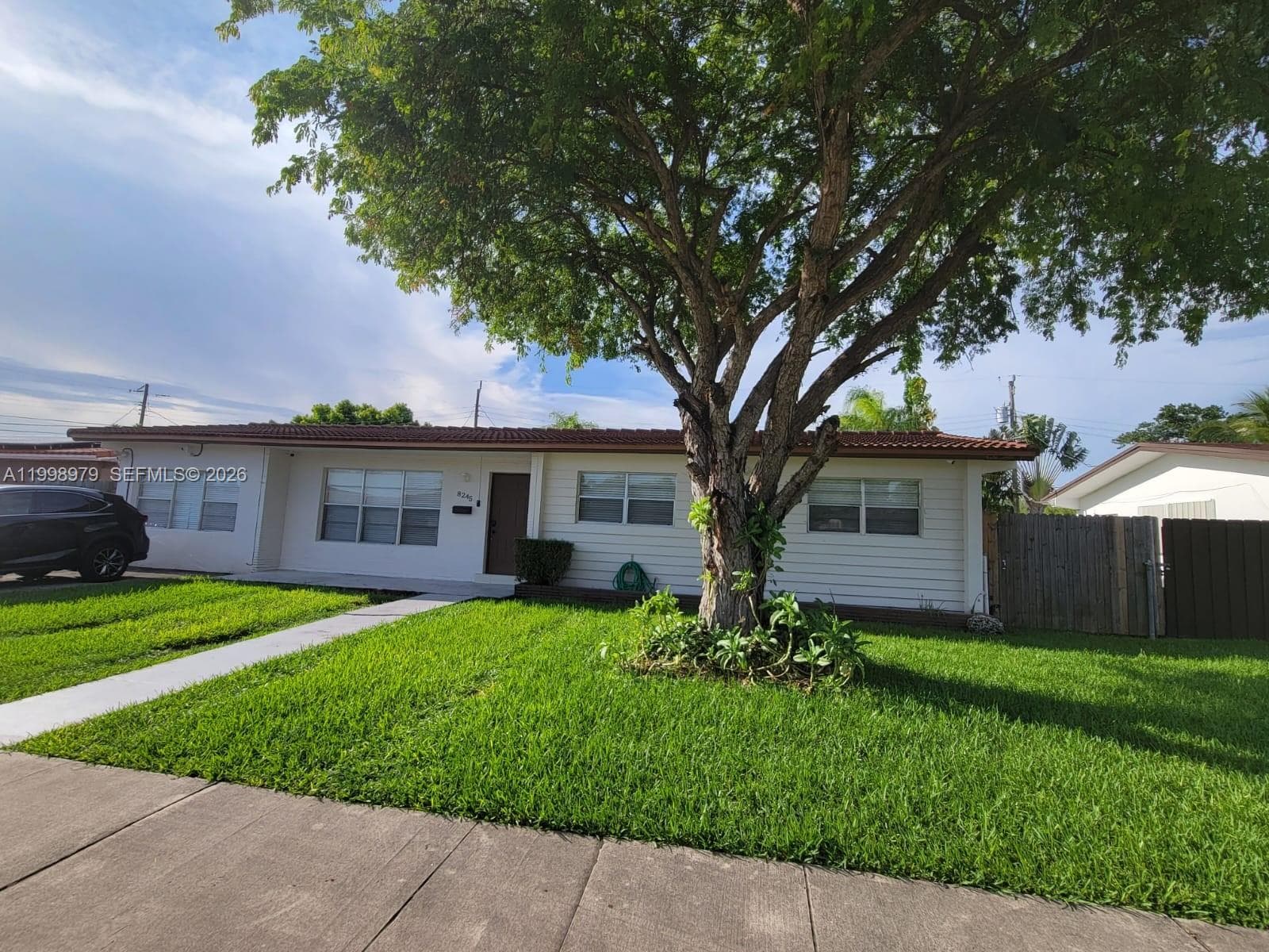 8245 SW 43rd St, Miami FL 33155 — 1