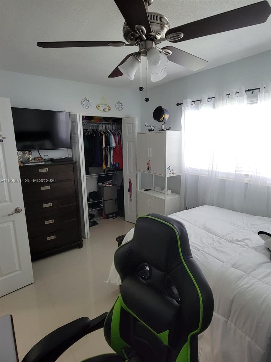 8245 SW 43rd St, Miami FL 33155 — 4