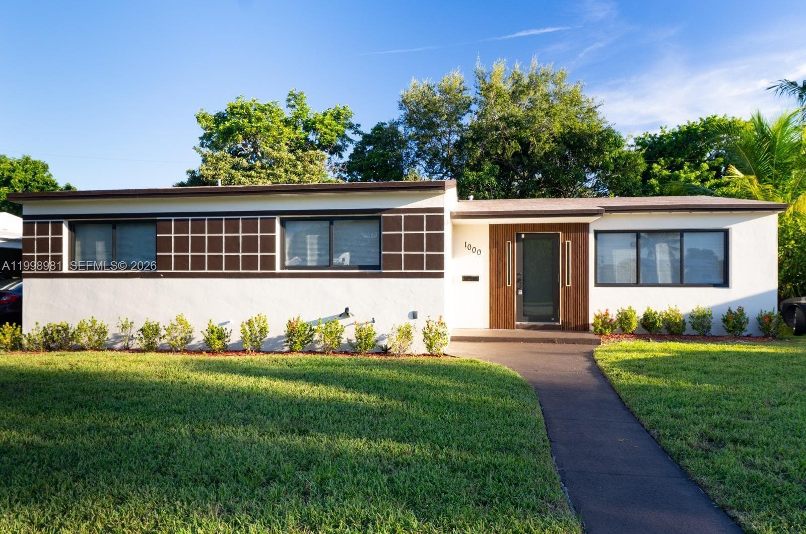 1000 NW 198th St, Miami Gardens FL 33169 — 41