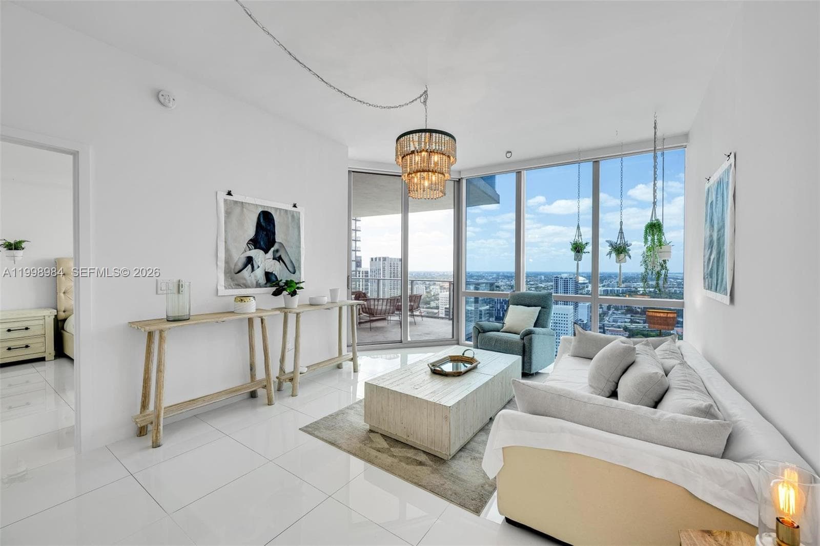 851 NE 1st Ave # 3708, Miami FL 33132 — 1