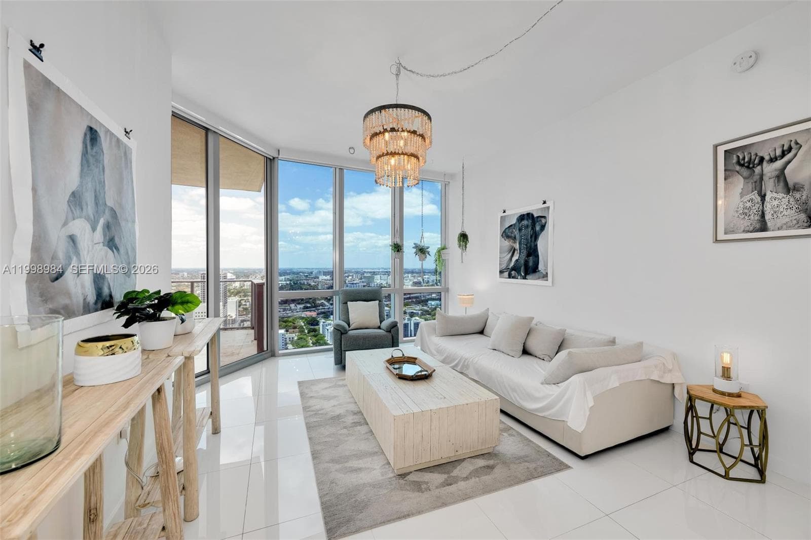 851 NE 1st Ave # 3708, Miami FL 33132 — 9