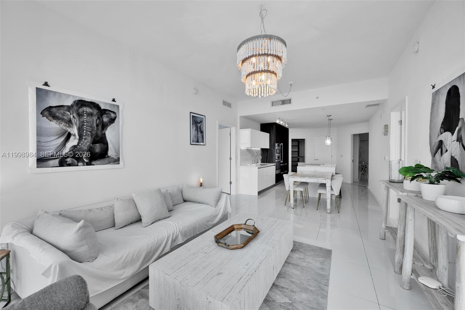 851 NE 1st Ave # 3708, Miami FL 33132 — 15
