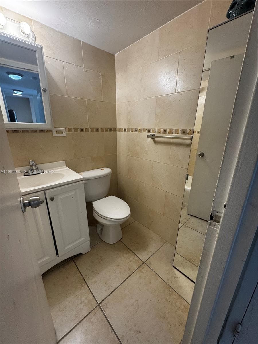 7545 E Treasure Dr # 9K, North Bay Village FL 33141 — 13