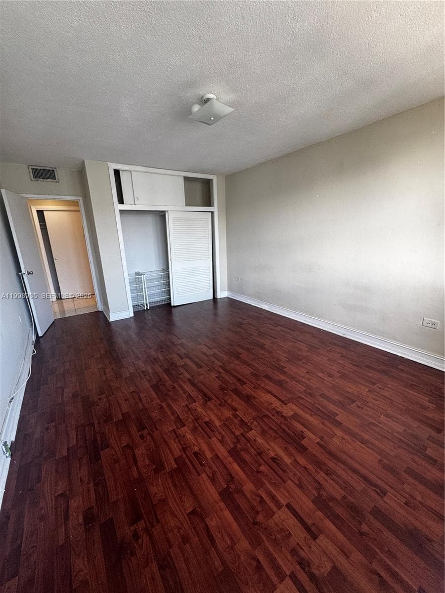 7545 E Treasure Dr # 9K, North Bay Village FL 33141 — 8