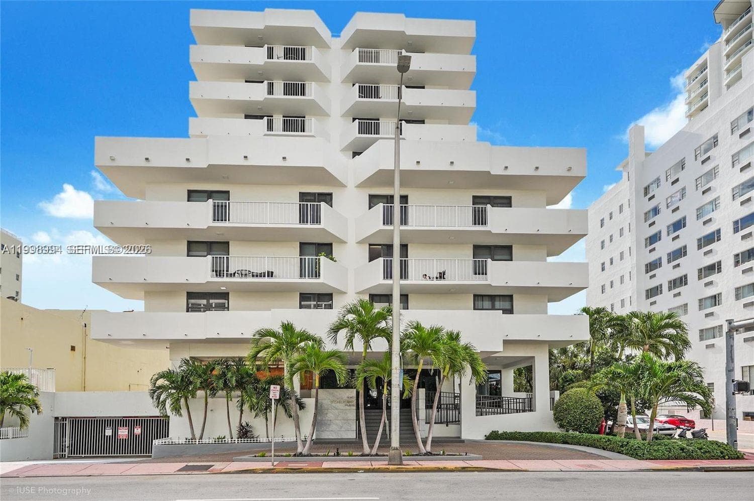 4301 Collins Ave # 803, Miami Beach FL 33140 — 3