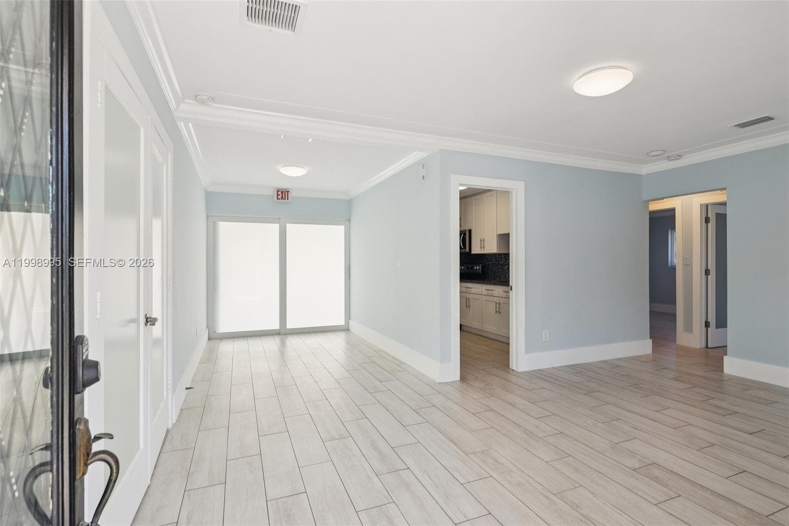 1682 NE 124th Ln, North Miami FL 33181 — 23