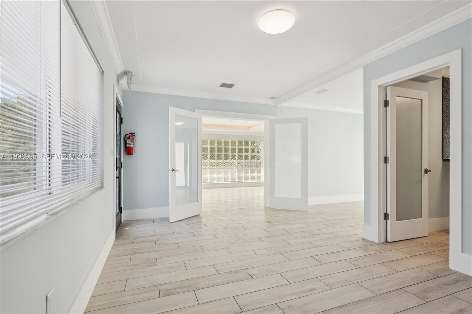1682 NE 124th Ln, North Miami FL 33181 — 27