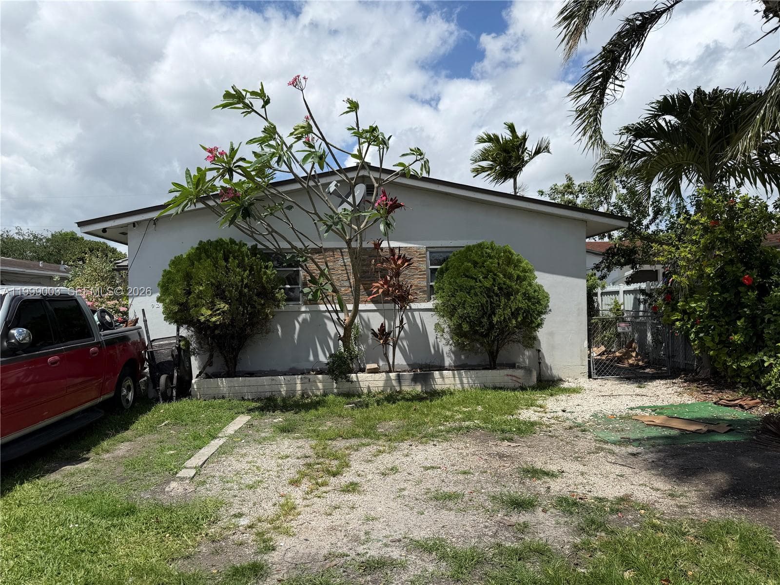 9283 SW 39th St, Miami FL 33165 — 1