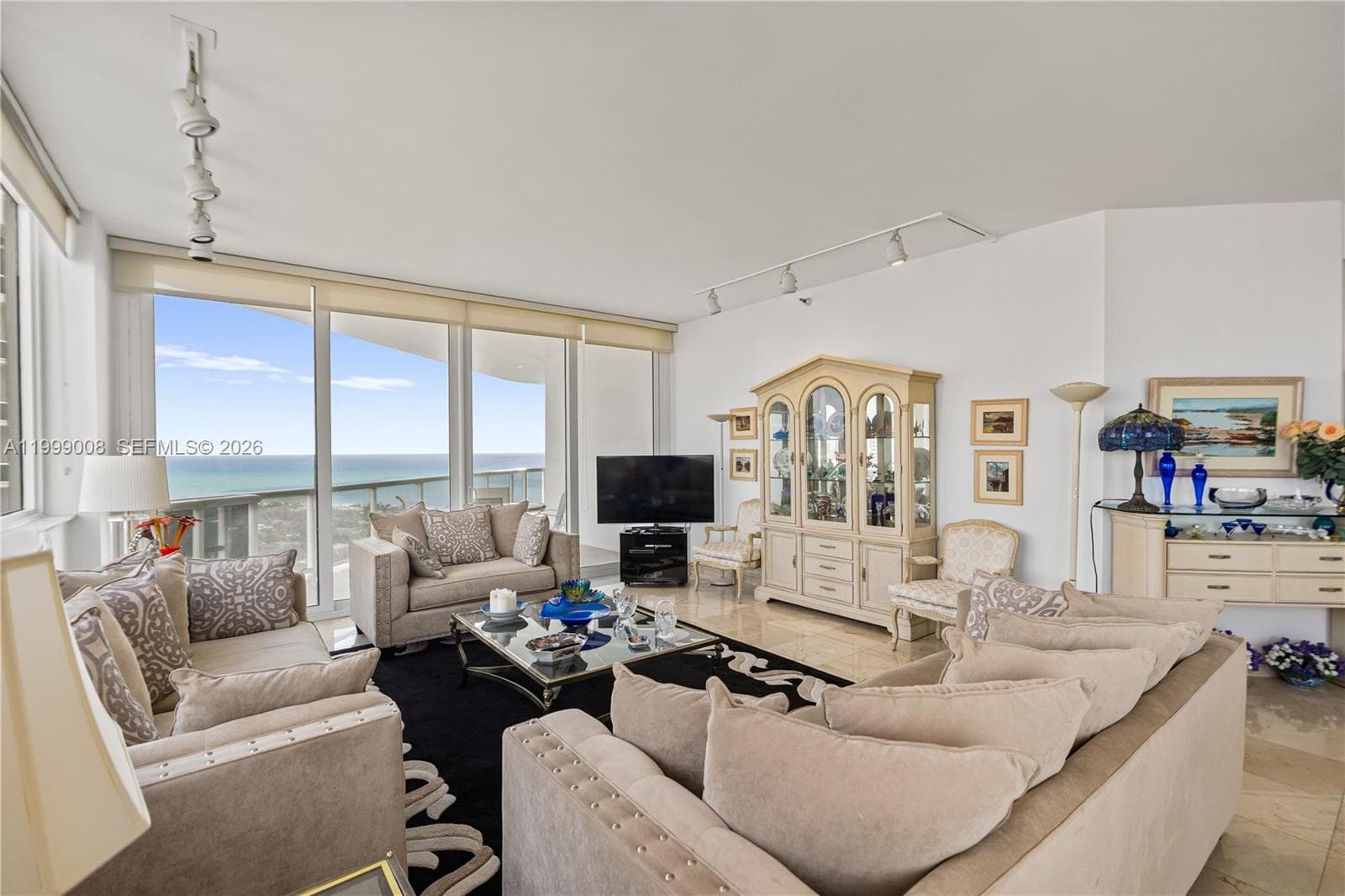 3802 NE 207th St # 2704, Aventura FL 33180 — 16