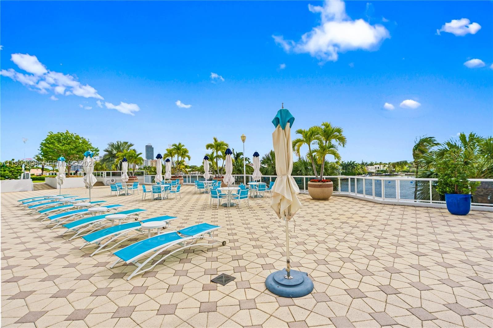 3802 NE 207th St # 2704, Aventura FL 33180 — 55