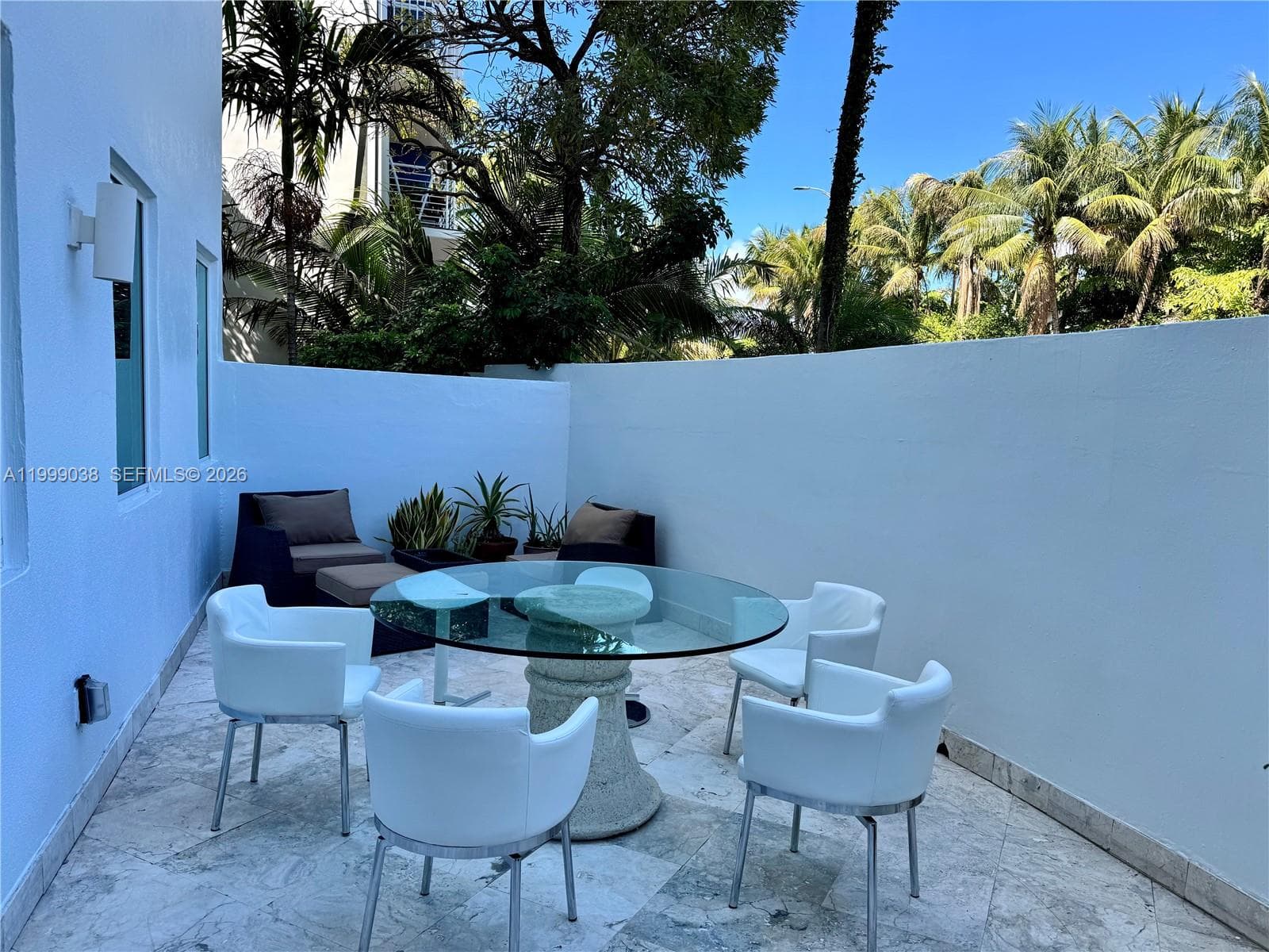 7800 Collins Ave # 101, Miami Beach FL 33141 — 23