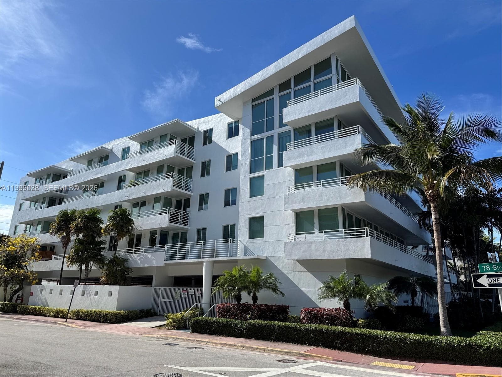 7800 Collins Ave # 101, Miami Beach FL 33141 — 2