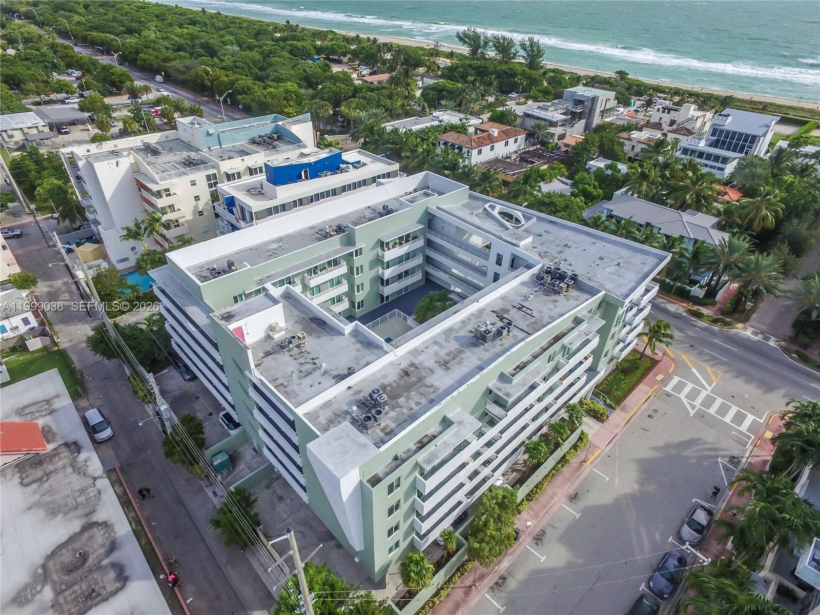 7800 Collins Ave # 101, Miami Beach FL 33141 — 32