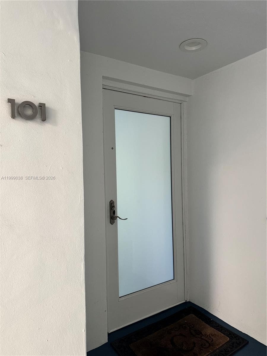 7800 Collins Ave # 101, Miami Beach FL 33141 — 31