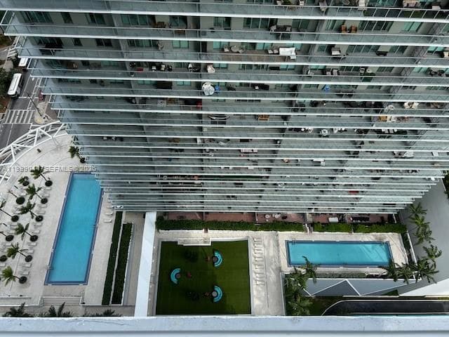 79 SW 12th St, Miami FL 33130 — 10