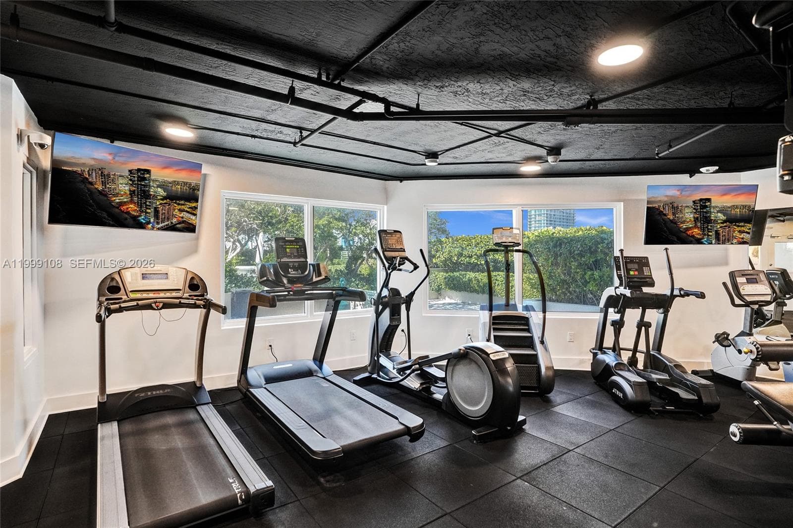 7330 Ocean Ter # C, Miami Beach FL 33141 — 26