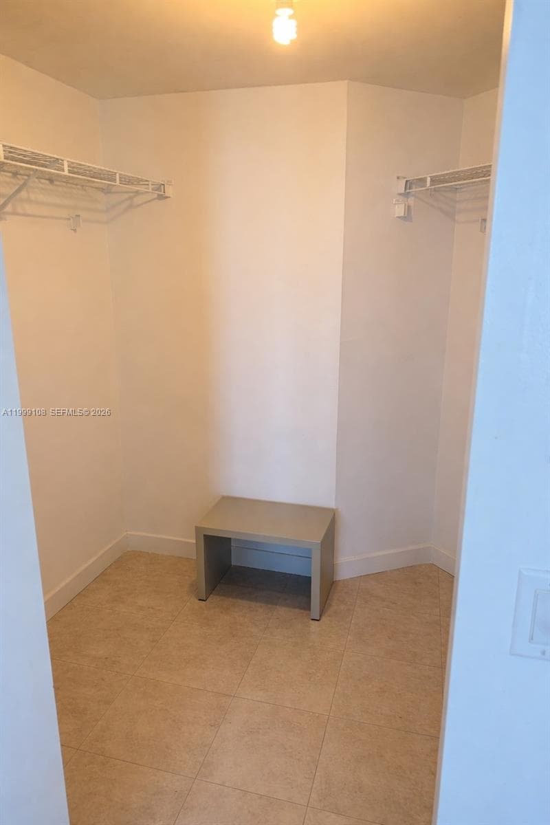 7330 Ocean Ter # C, Miami Beach FL 33141 — 10