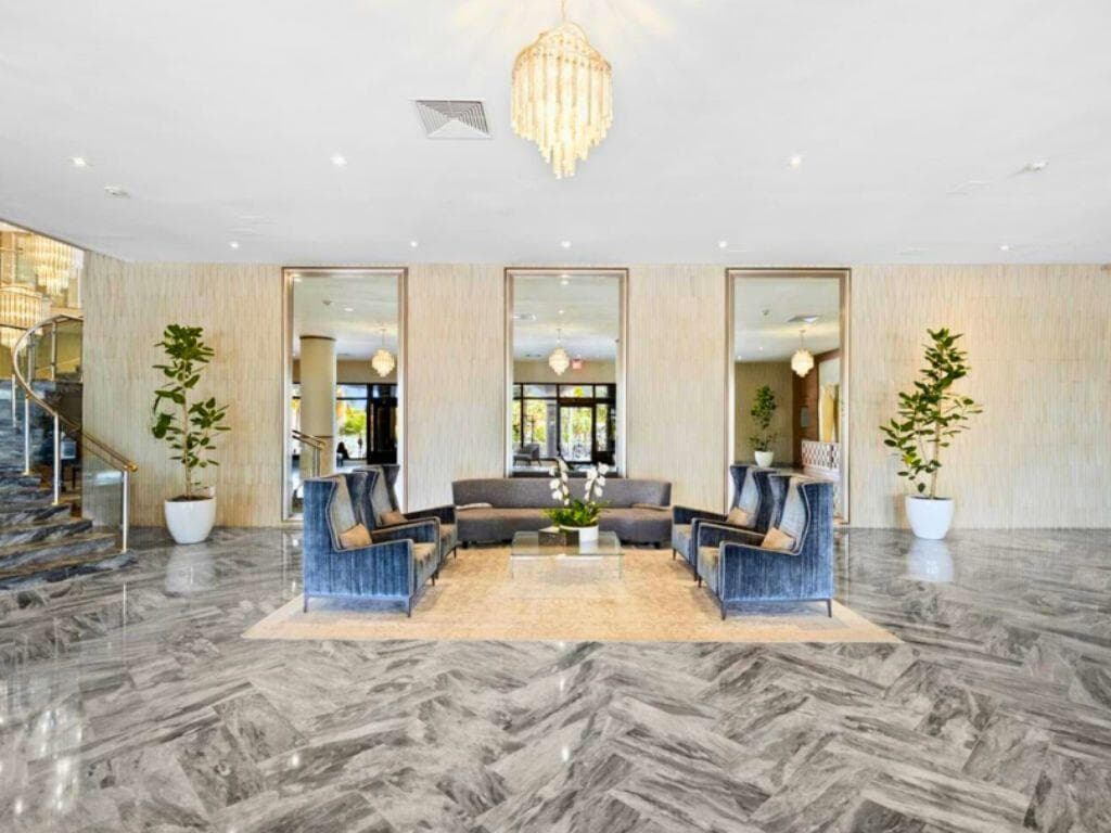 5401 Collins Avenue Apt 144, Miami Beach FL 33140 — 2