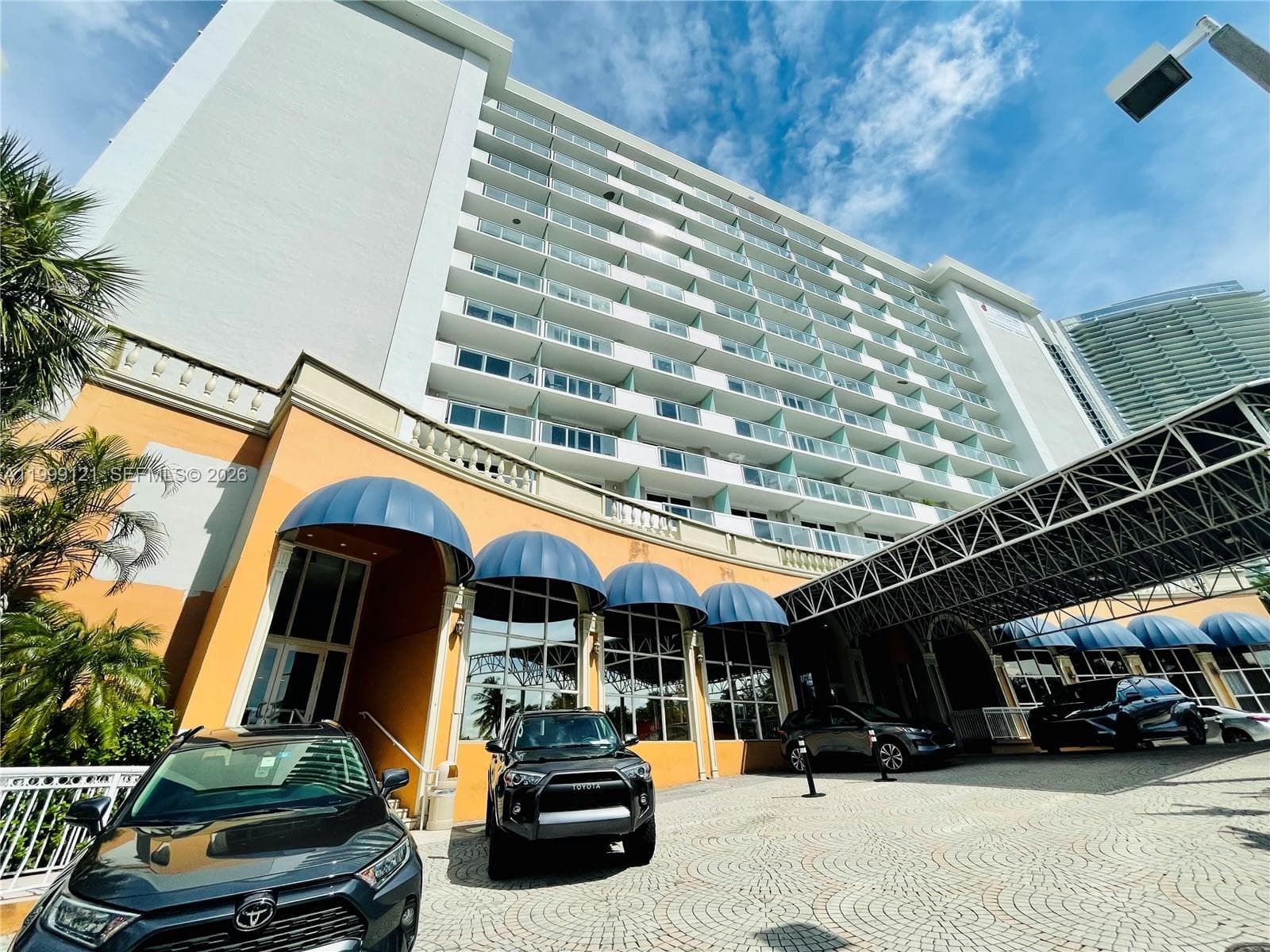 19201 Collins Ave # 504, Sunny Isles Beach FL 33160 — 16