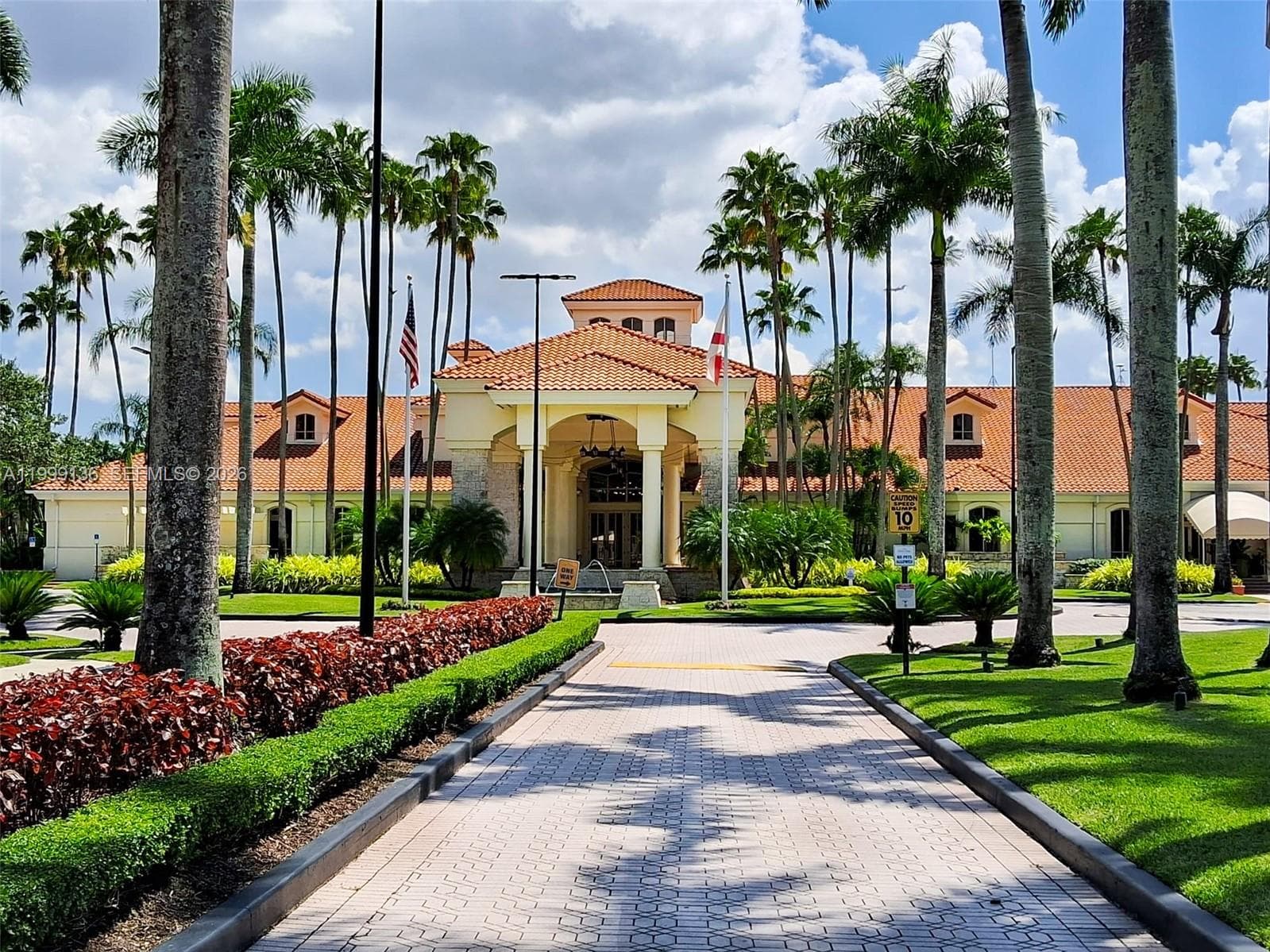 Doral Oaks Condo #1, Doral, FL — 2