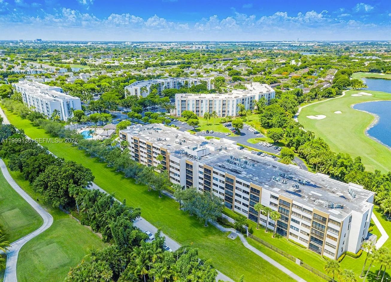Doral Oaks Condo #1, Doral, FL — 24