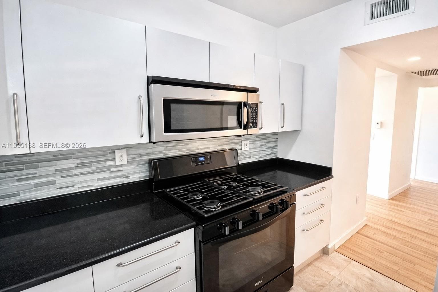 3915 N Meridian Ave # 101, Miami Beach FL 33140 — 5