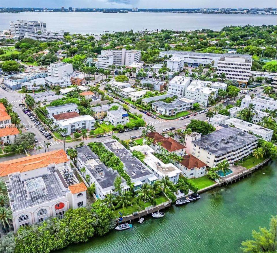 3915 N Meridian Ave # 101, Miami Beach FL 33140 — 20