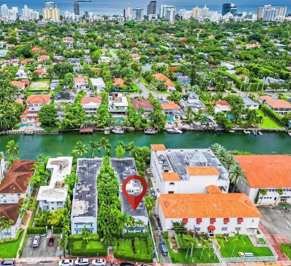 3915 N Meridian Ave # 101, Miami Beach FL 33140 — 18