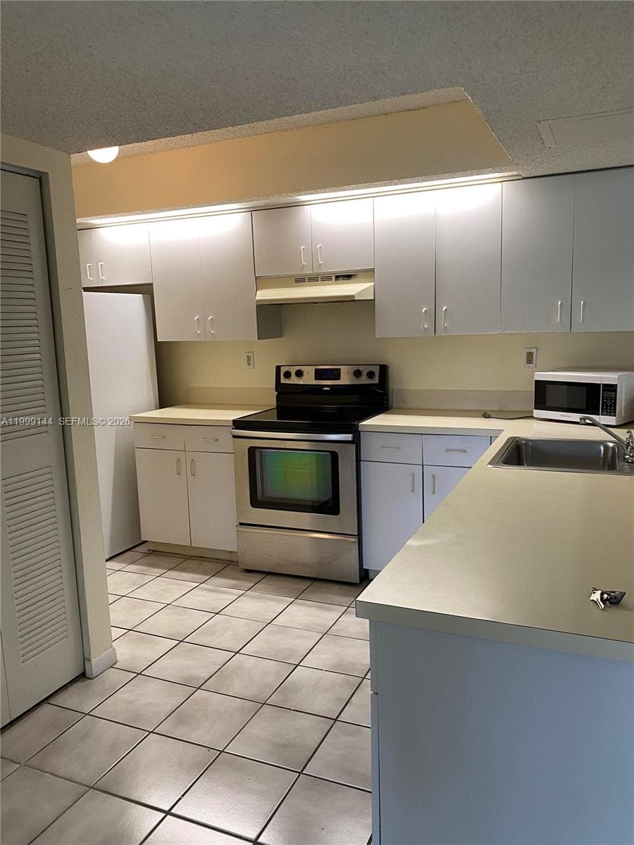 8500 SW 212th St # 106, Cutler Bay FL 33189 — 7