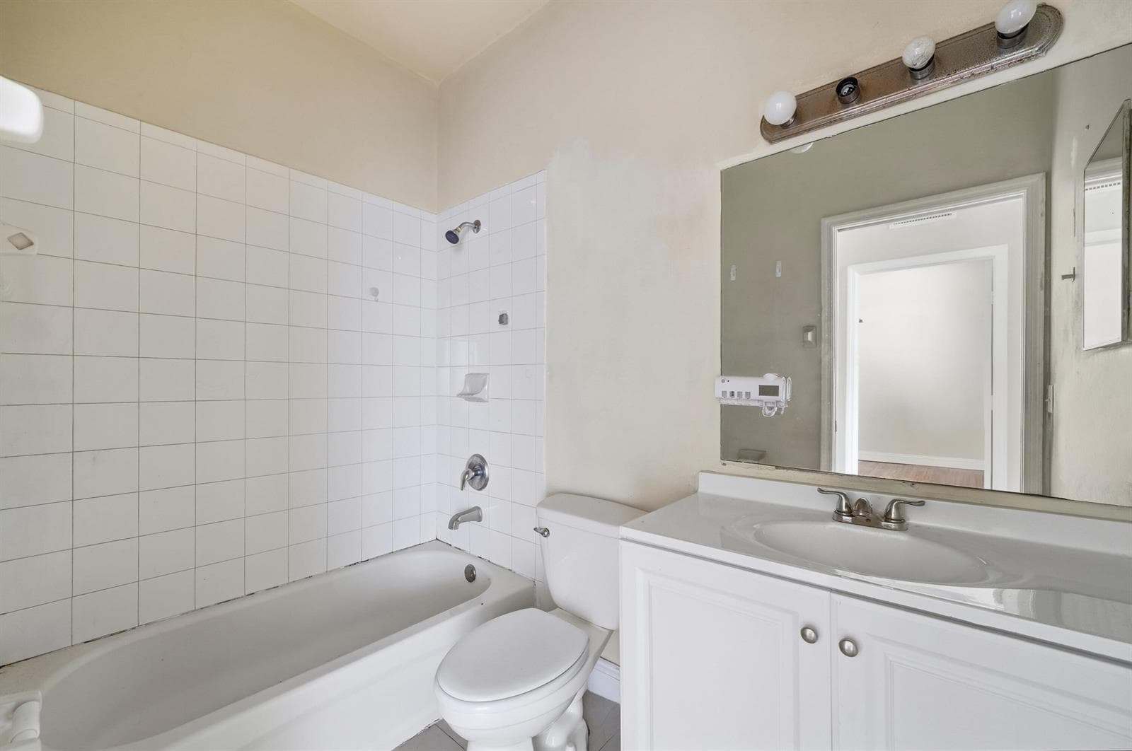 1584 SW 2nd Street, Homestead FL 33030 — 20