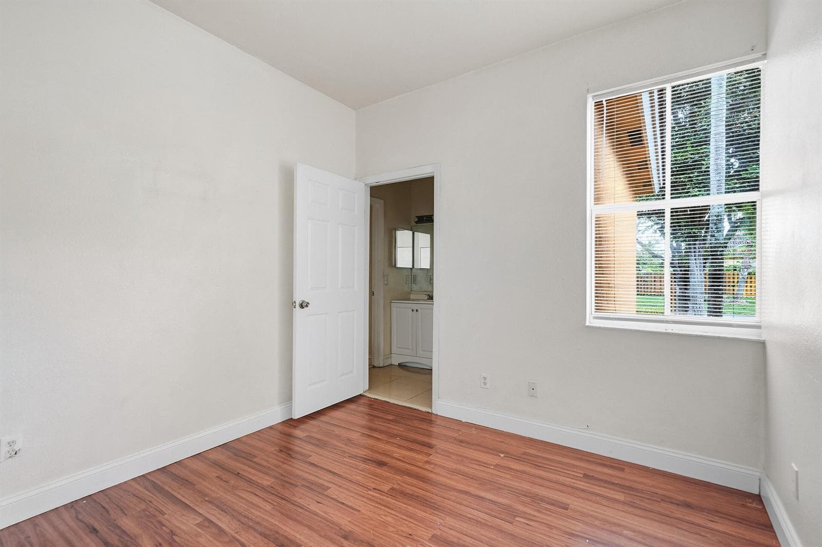 1584 SW 2nd Street, Homestead FL 33030 — 15