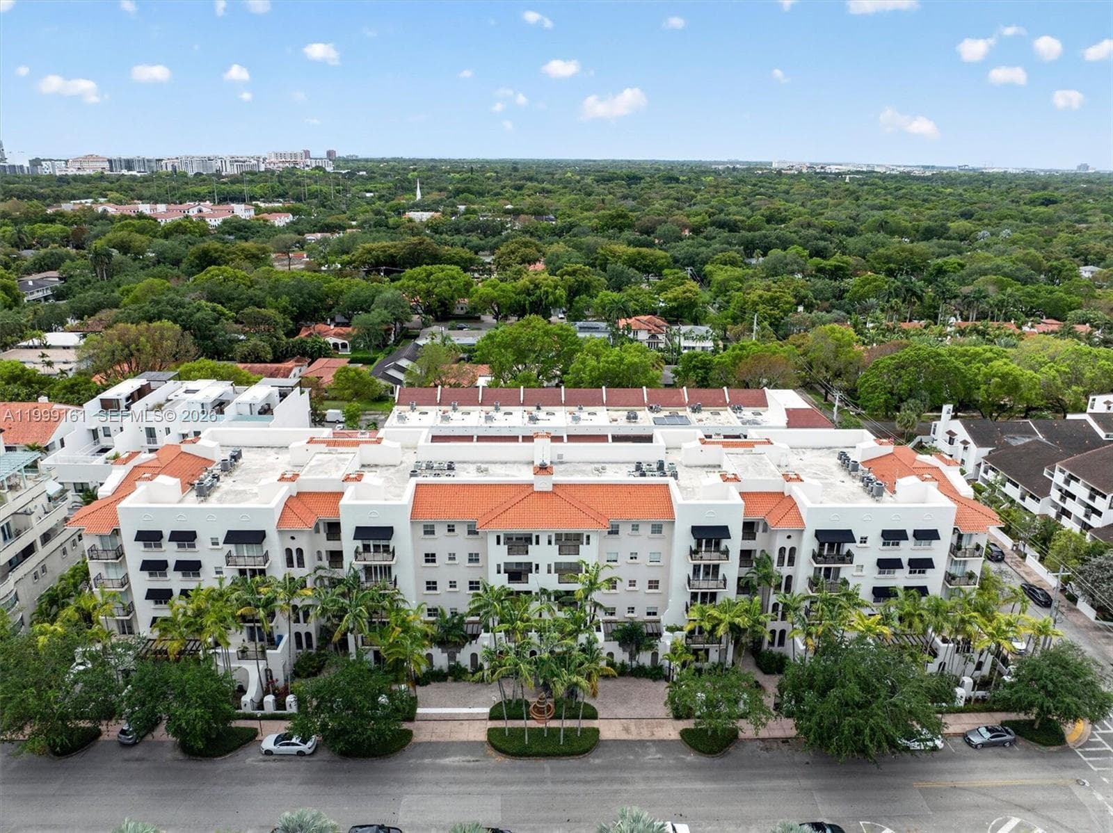 650 Valencia Ave # 302, Coral Gables FL 33134 — 2