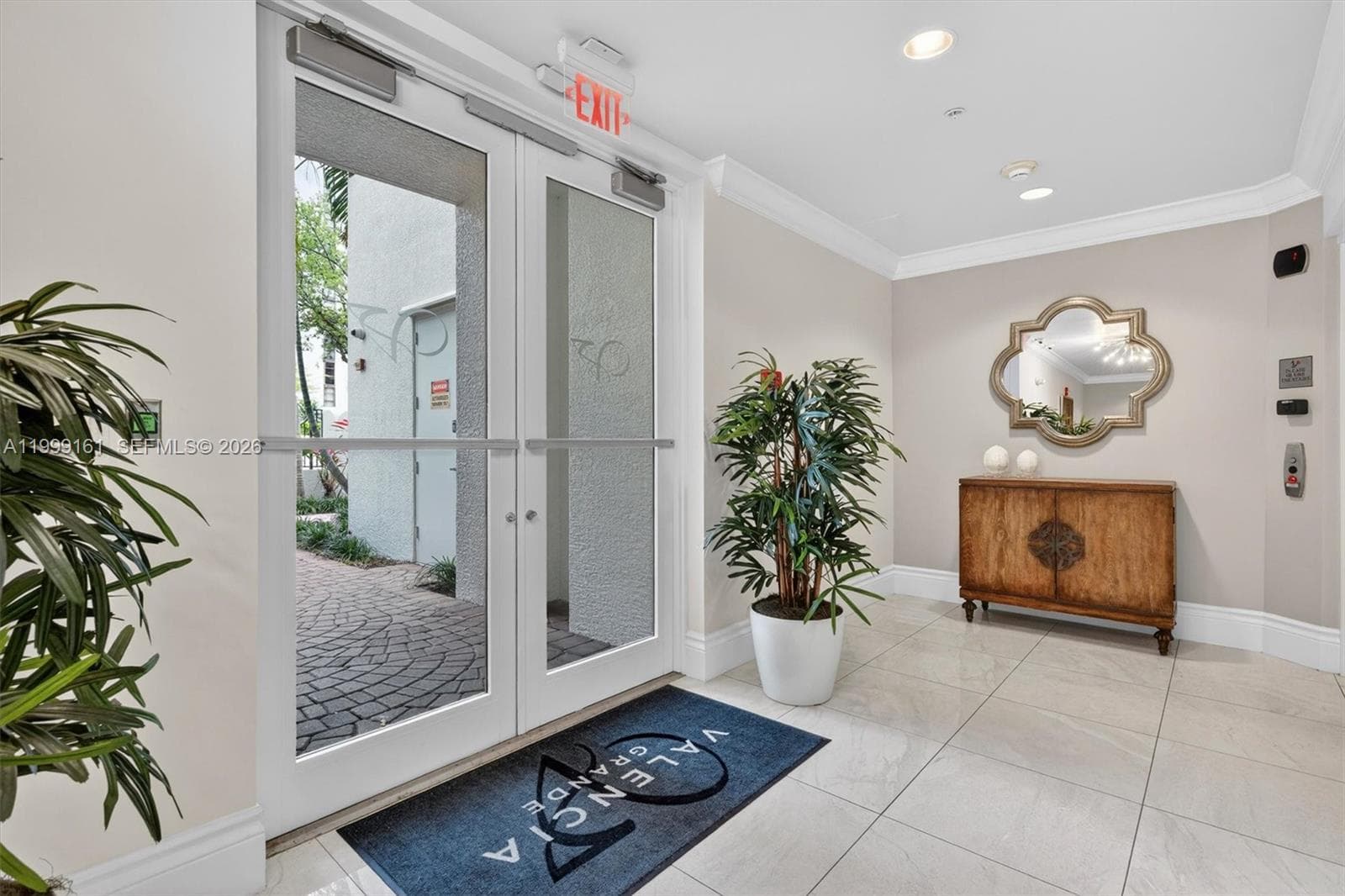 650 Valencia Ave # 302, Coral Gables FL 33134 — 6