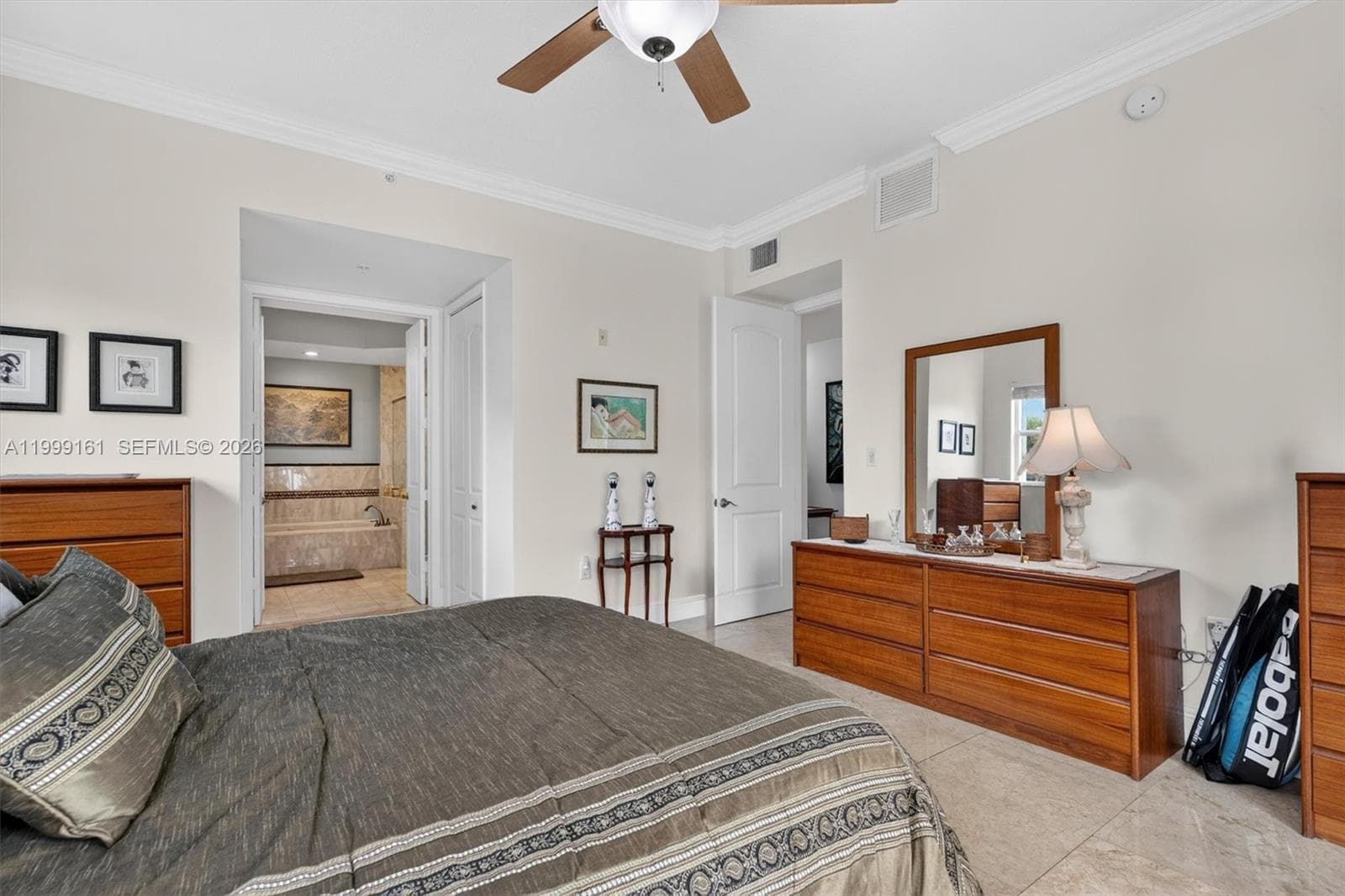650 Valencia Ave # 302, Coral Gables FL 33134 — 47