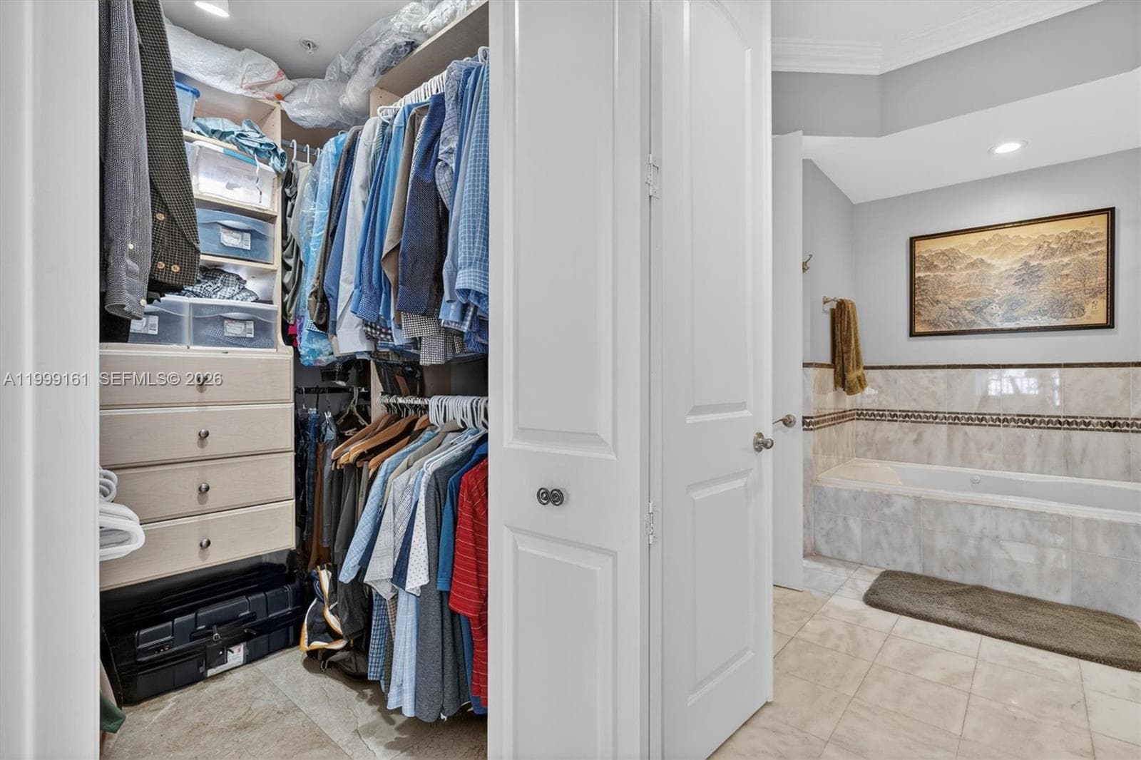 650 Valencia Ave # 302, Coral Gables FL 33134 — 55