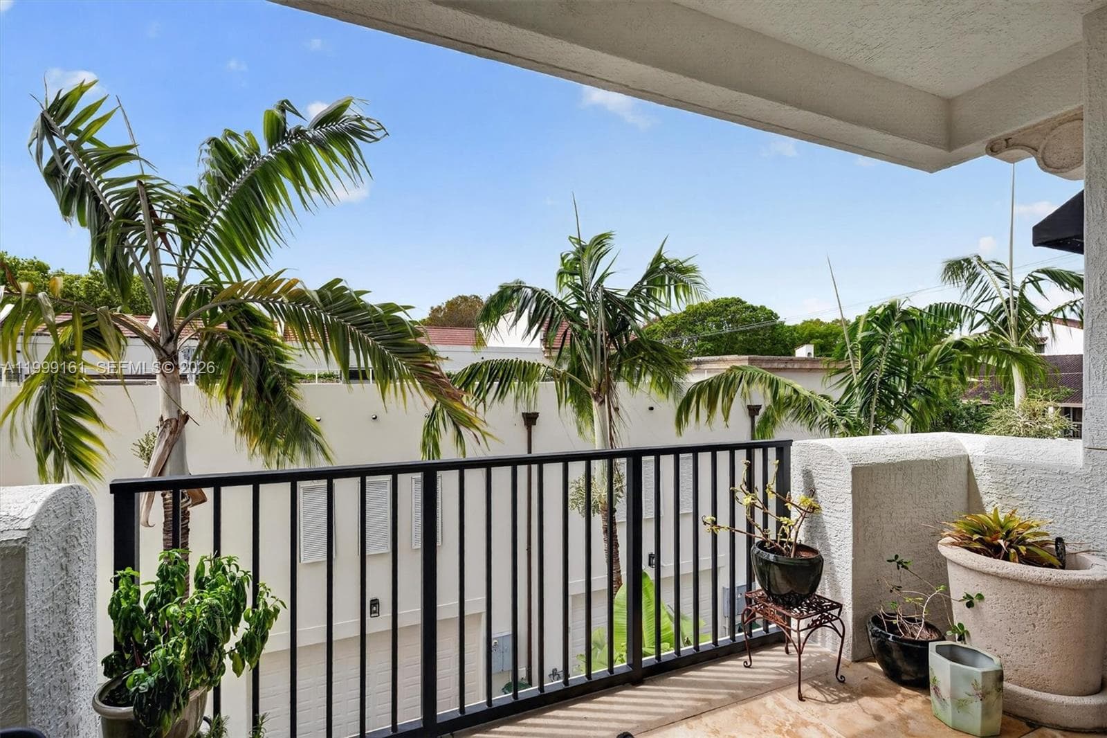 650 Valencia Ave # 302, Coral Gables FL 33134 — 59