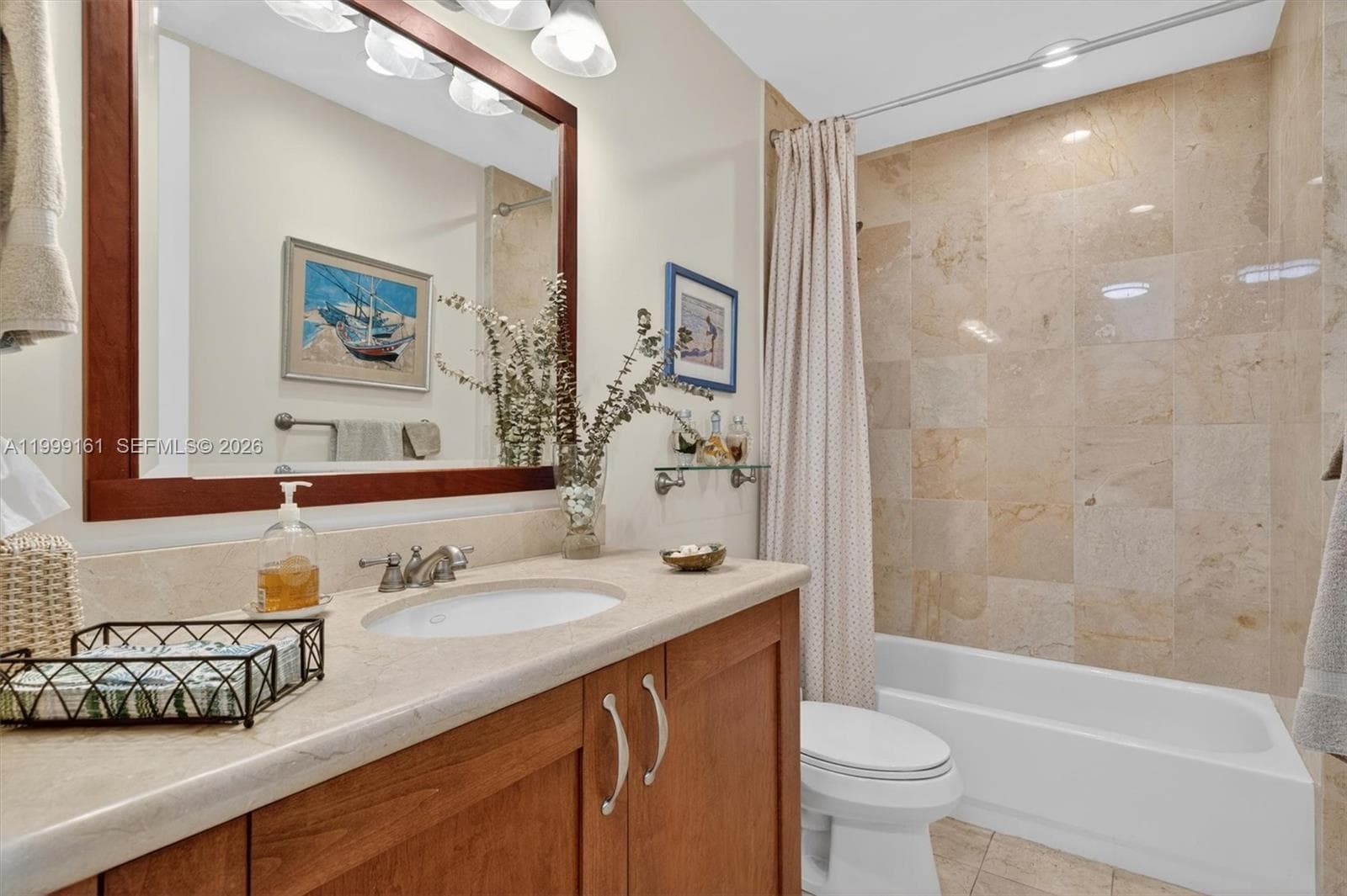 650 Valencia Ave # 302, Coral Gables FL 33134 — 44