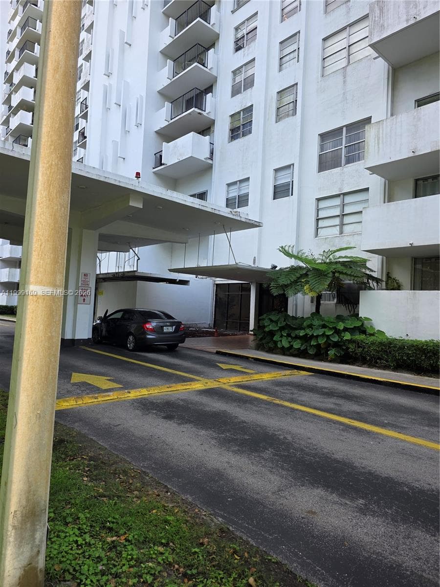 2780 NE 183rd St # 1802, Aventura FL 33160 — 6