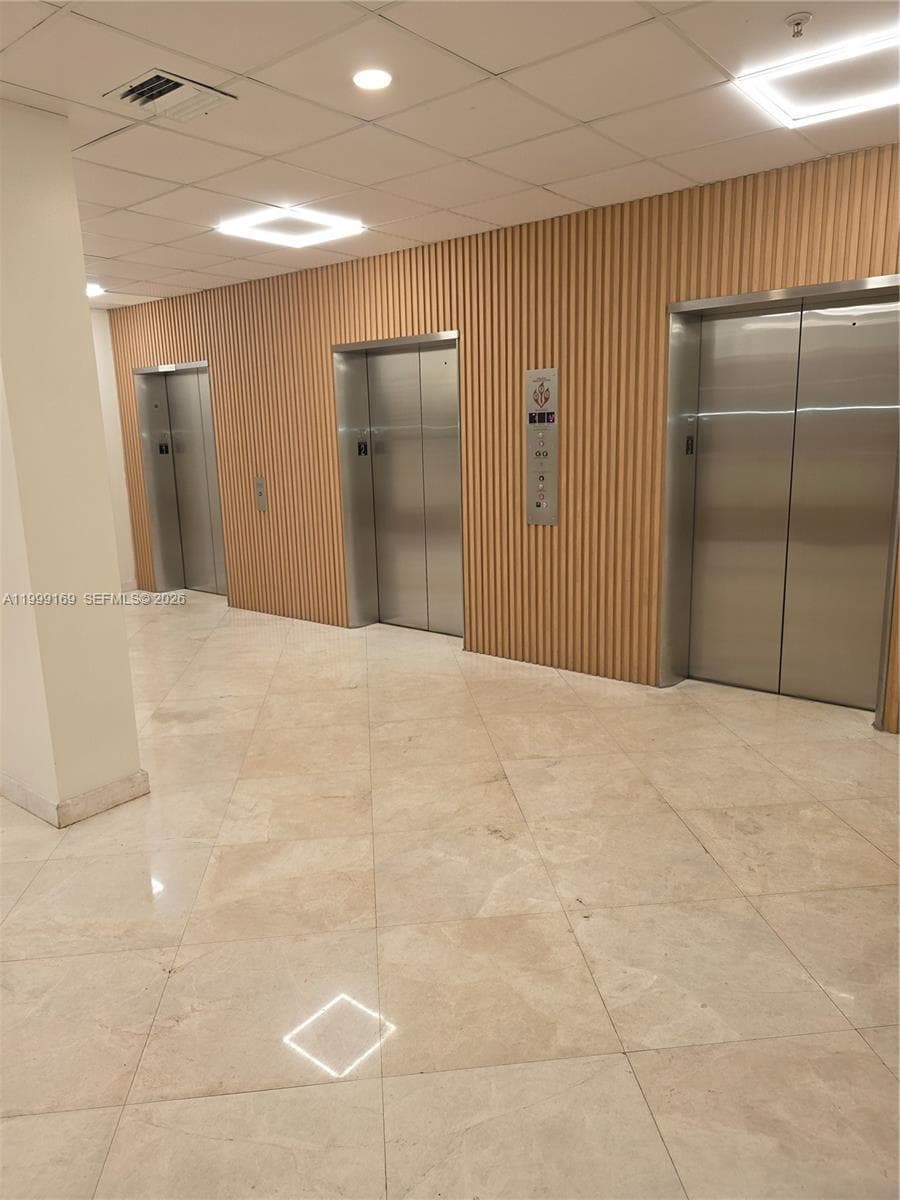2780 NE 183rd St # 1802, Aventura FL 33160 — 10