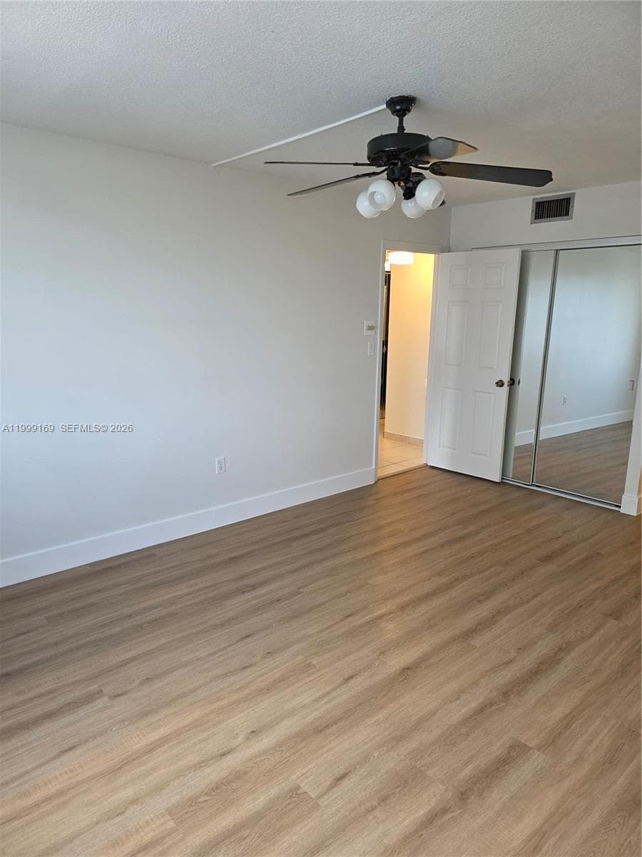 2780 NE 183rd St # 1802, Aventura FL 33160 — 33