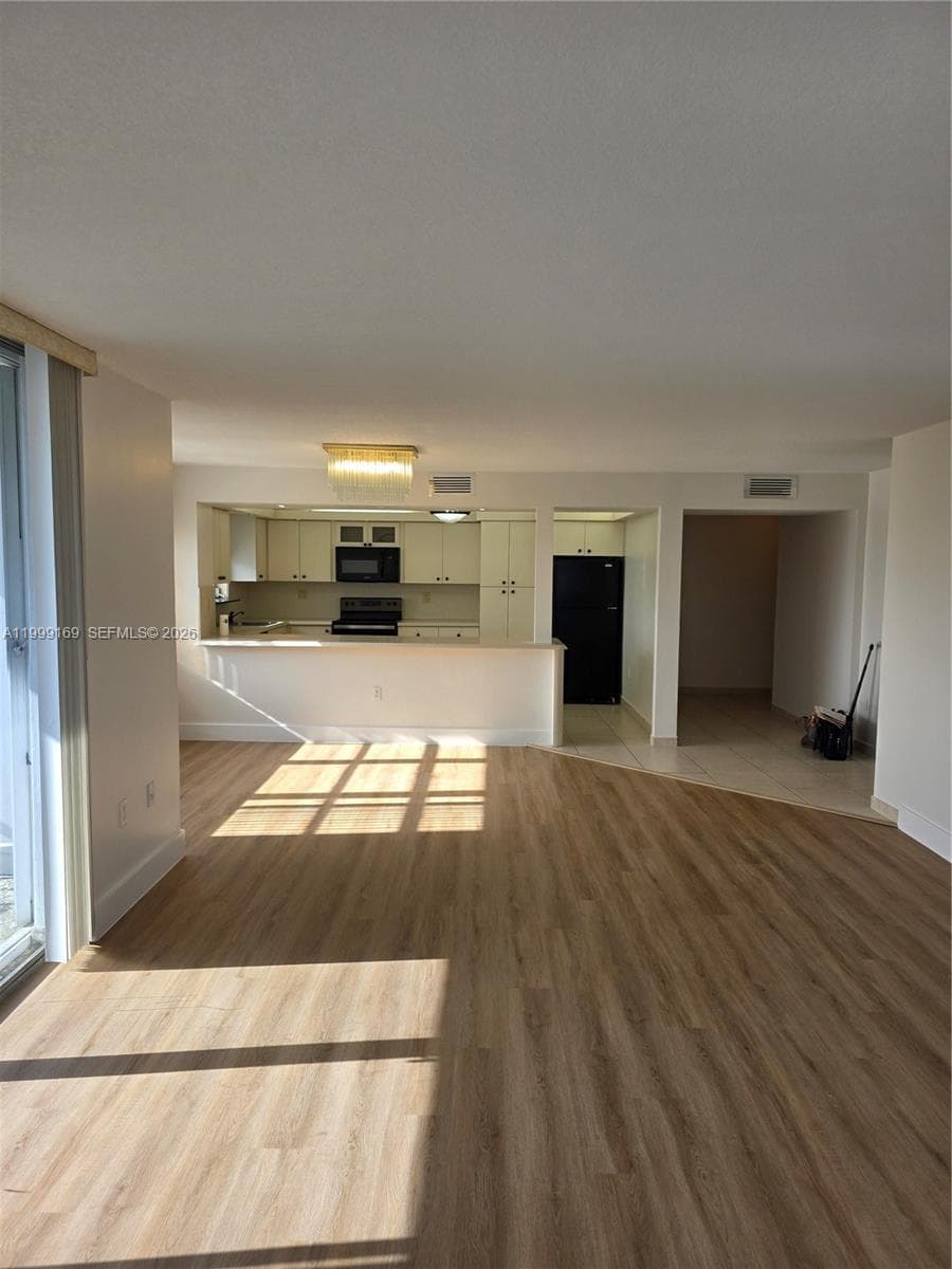 2780 NE 183rd St # 1802, Aventura FL 33160 — 29