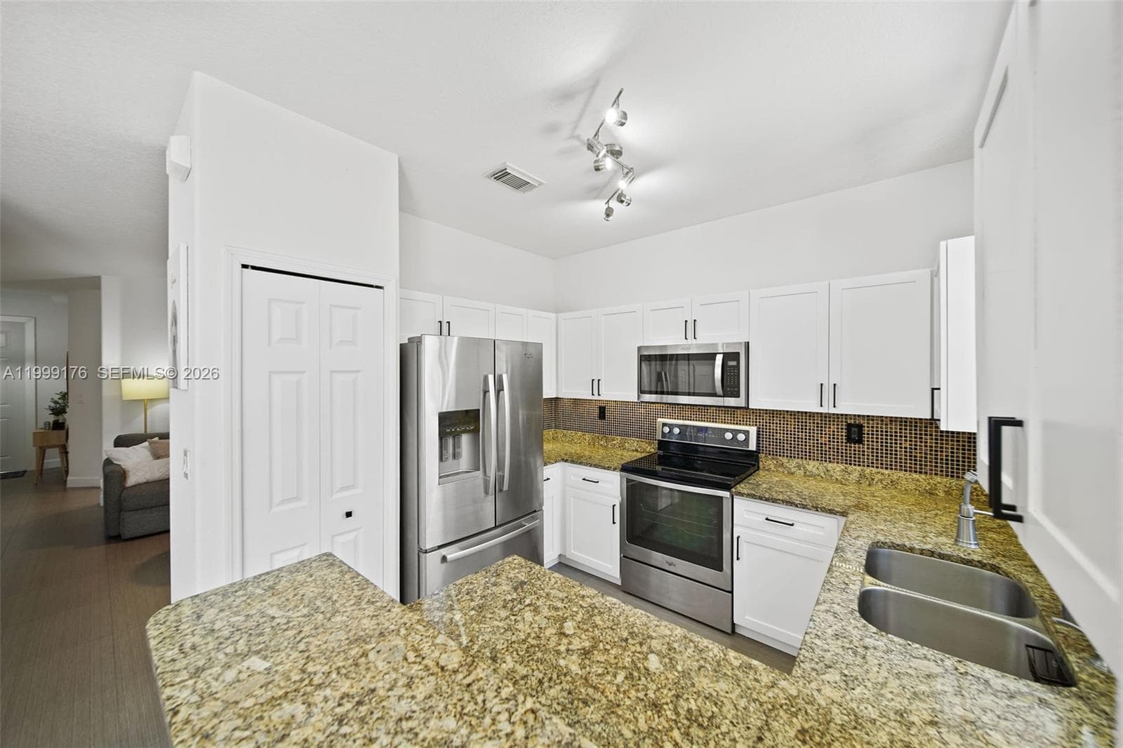 11613 NW 78th St, Doral FL 33178 — 29