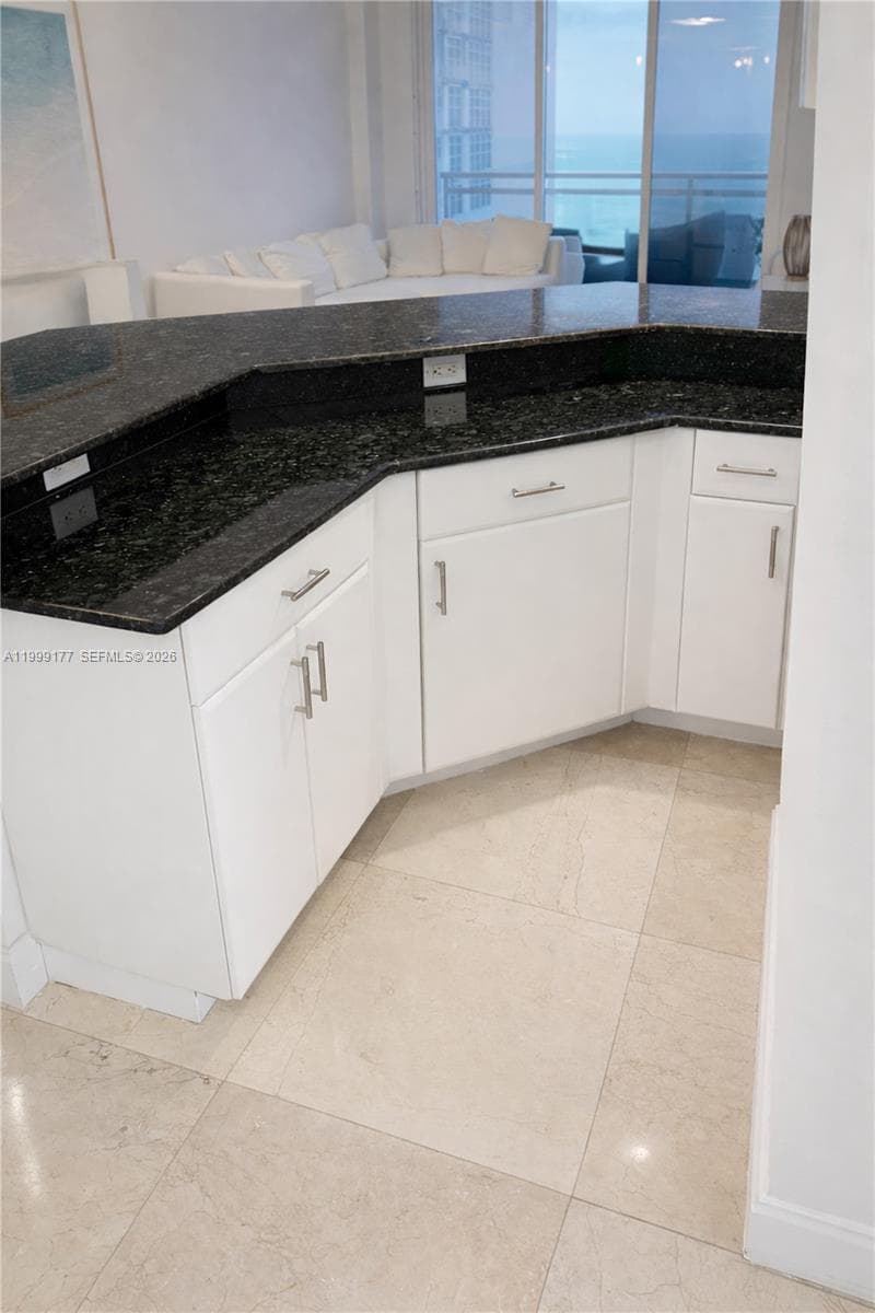 6917 Collins Ave # 1611, Miami Beach FL 33141 — 12